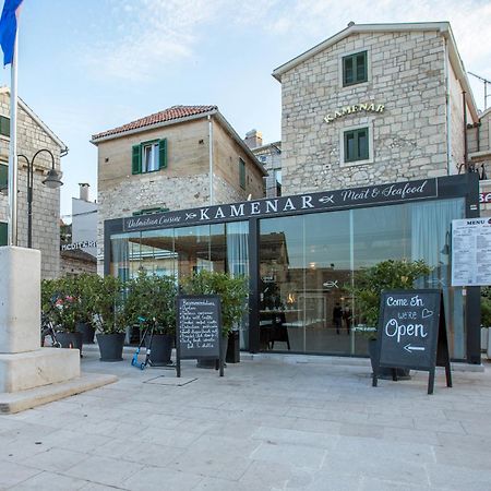 Pansion Kamenar 2 Hotell Primošten Exteriör bild