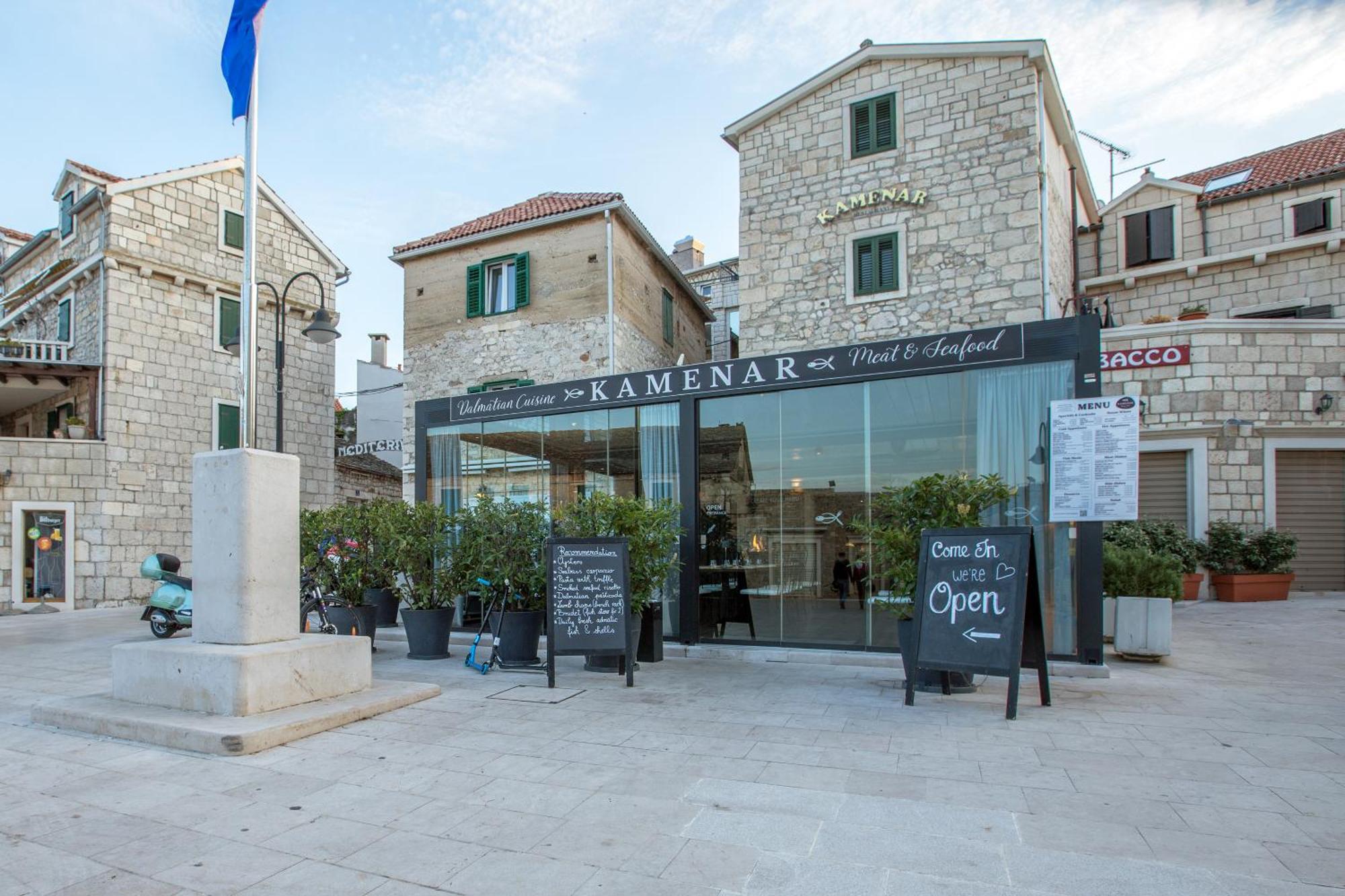 Pansion Kamenar 2 Hotell Primošten Exteriör bild